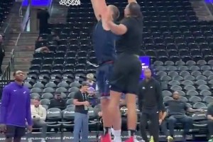 NBA直播魔术vs骑士在线观看直播免费_NBA直播魔术vs骑士全场录像_NBA直播魔术vs骑士直播免费观看火柴盒弹跳！掘金官方晒约基奇训练视频：上演隔人“炸扣”