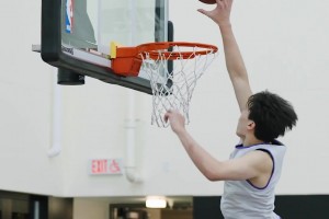 NBA直播公牛vs雄鹿直播回放在线观看_NBA直播公牛vs雄鹿免费观看高清_NBA直播公牛vs雄鹿在线高清免费持续进步！看看杨瀚森今日训练片段：单吃克林根+助攻利拉德三分